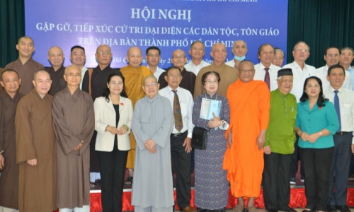 Trân trọng những đóng góp của đồng bào dân tộc, tôn giáo với TP. Hồ Chí Minh